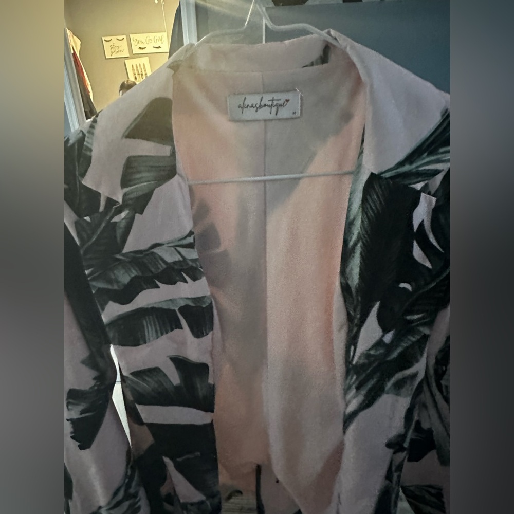 Blazer - Picture 2 of 6
